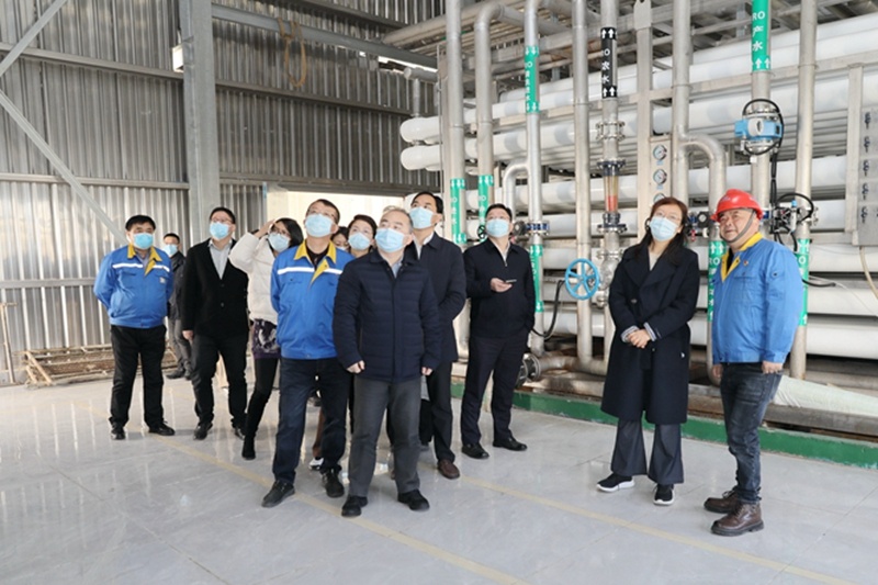 2022年12月15日，時(shí)任浙江省發(fā)展改革委黨組成員、副主任吳紅梅蒞臨景興紙業(yè)調(diào)研企業(yè)用能、節(jié)能工作
