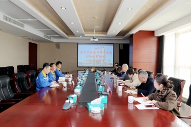 嘉興市司法局黨委委員、副局長蔡加龍一行蒞臨景興紙業(yè)調(diào)研指導
